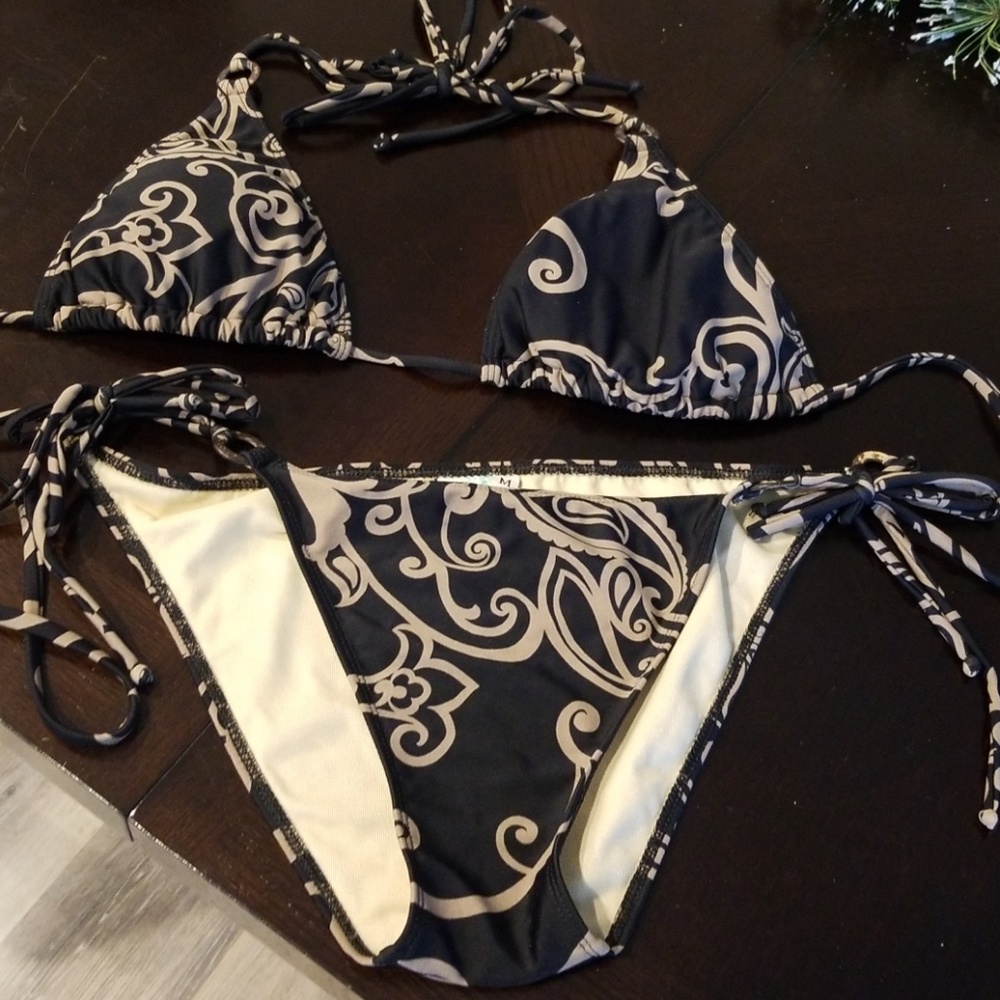 2 piece bathing suit